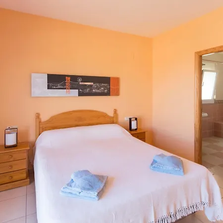 Chris, Area Of - By Villamar Willa Calpe