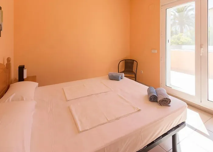 Chris, Area Of - By Villamar Willa Calpe