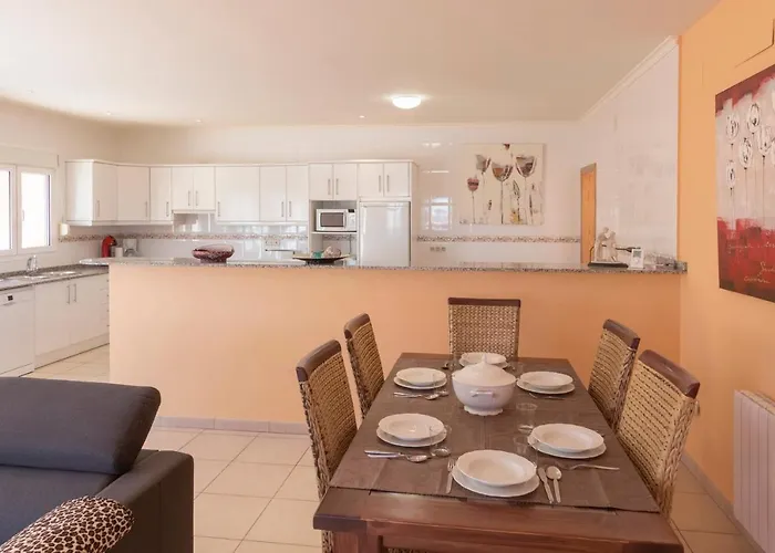 Chris, Area Of - By Villamar Calpe