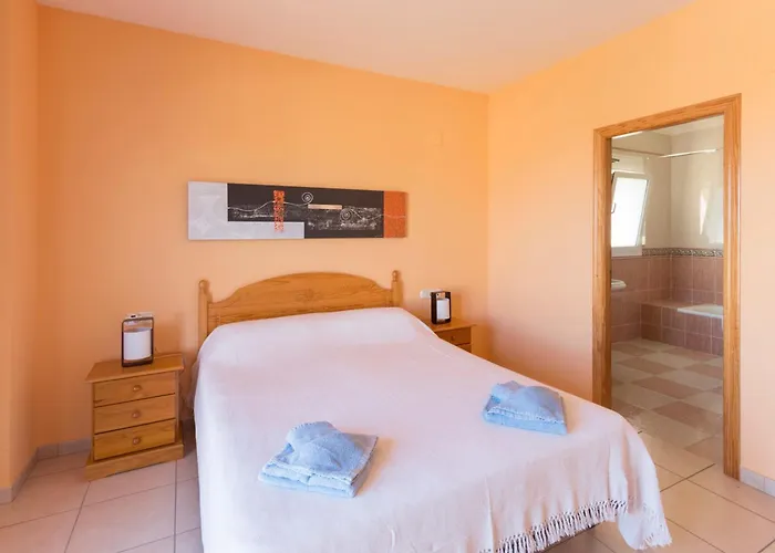 Chris, Area Of - By Villamar Willa Calpe