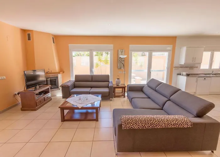 Chris, Area Of - By Villamar Willa