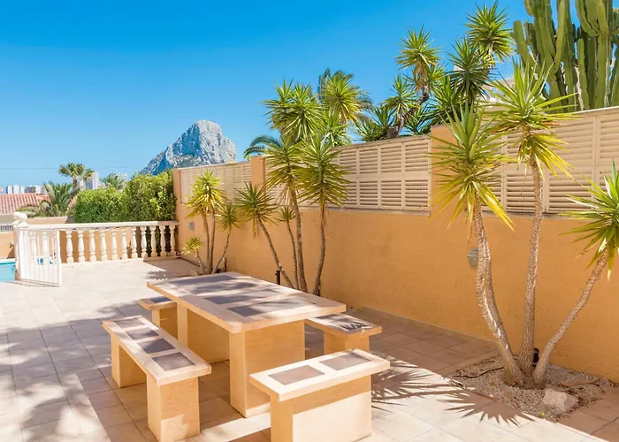 Chris, Area Of - By Villamar Willa