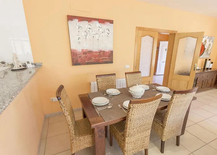 Chris, Area Of - By Villamar Willa